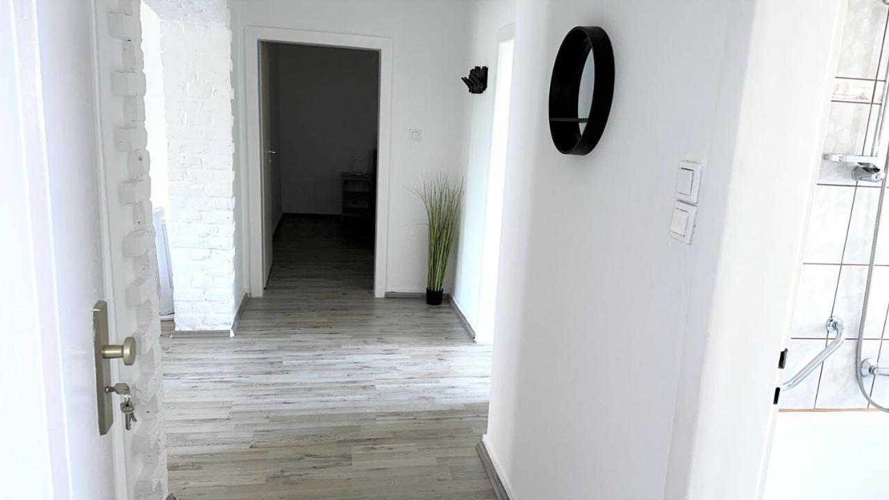 Theox Apartment No 8 - 90Qm Mit 2 Schlafzimmern Und 5 Betten Duisburg Exteriér fotografie